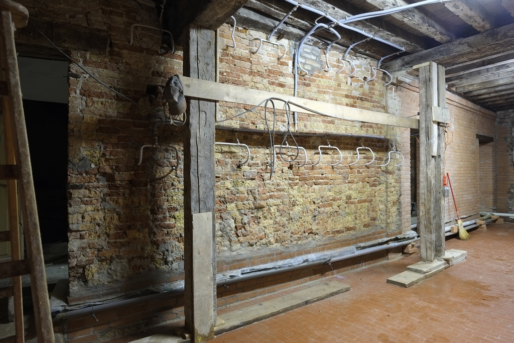 Palazzo Soranzo, washing walls (photo veniceteam 2014)